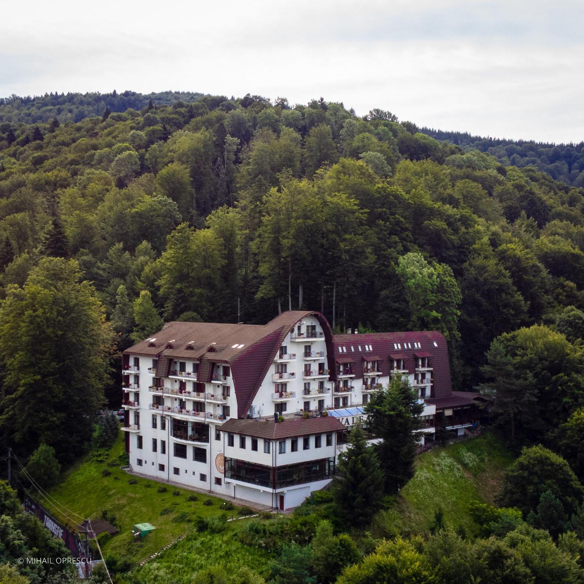 Hotel Valea Cu Pesti Capatineni-Ungureni Luaran gambar