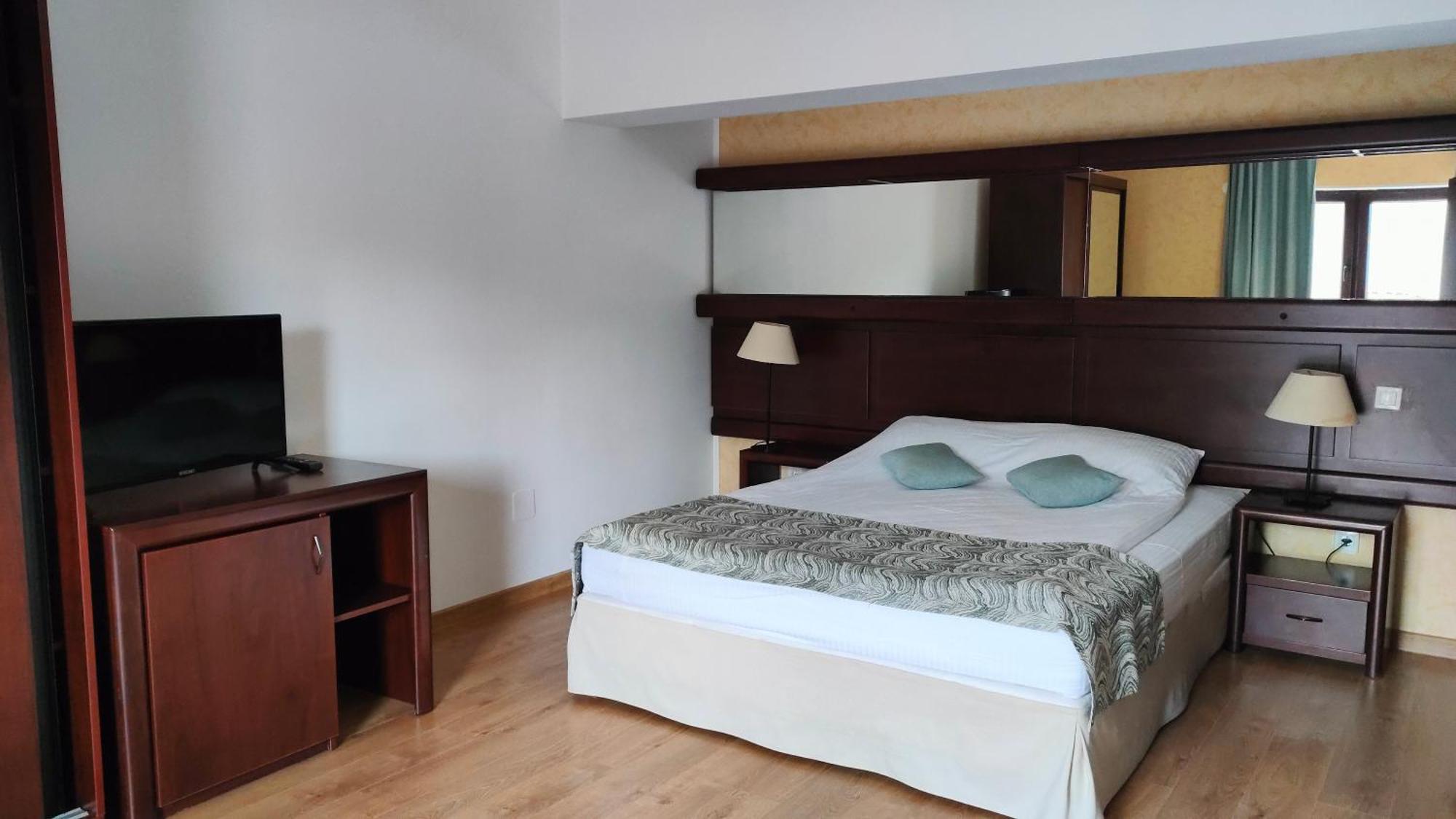Hotel Valea Cu Pesti Capatineni-Ungureni Luaran gambar