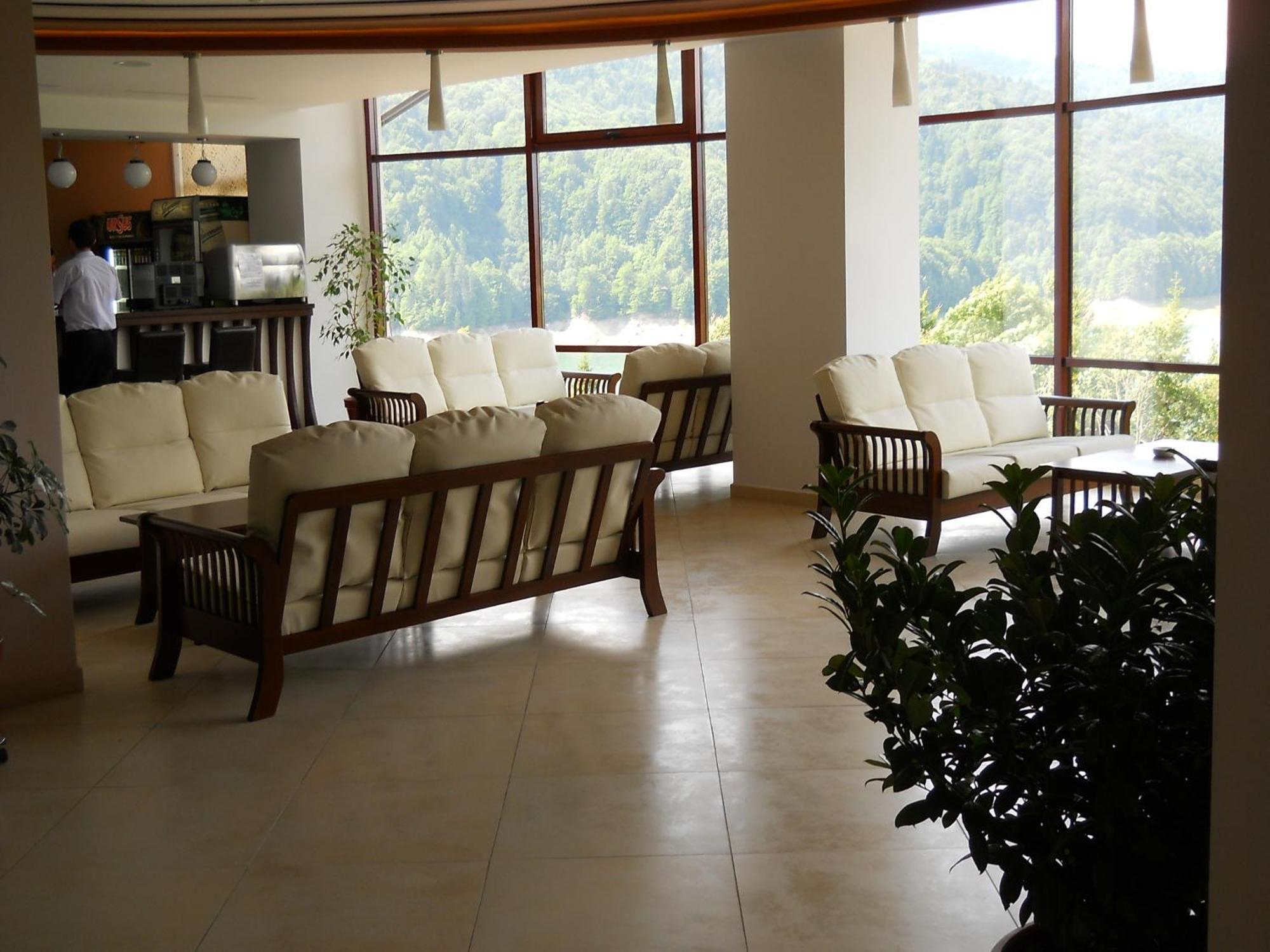 Hotel Valea Cu Pesti Capatineni-Ungureni Luaran gambar